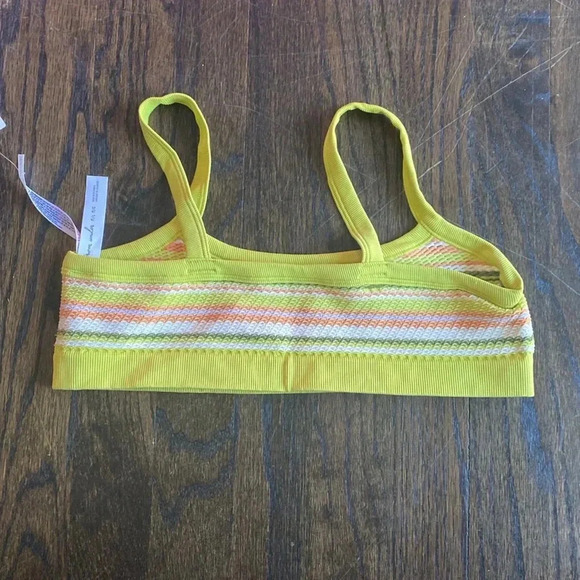 NWT Urban Outfitters Bralette - Picture 2 of 3